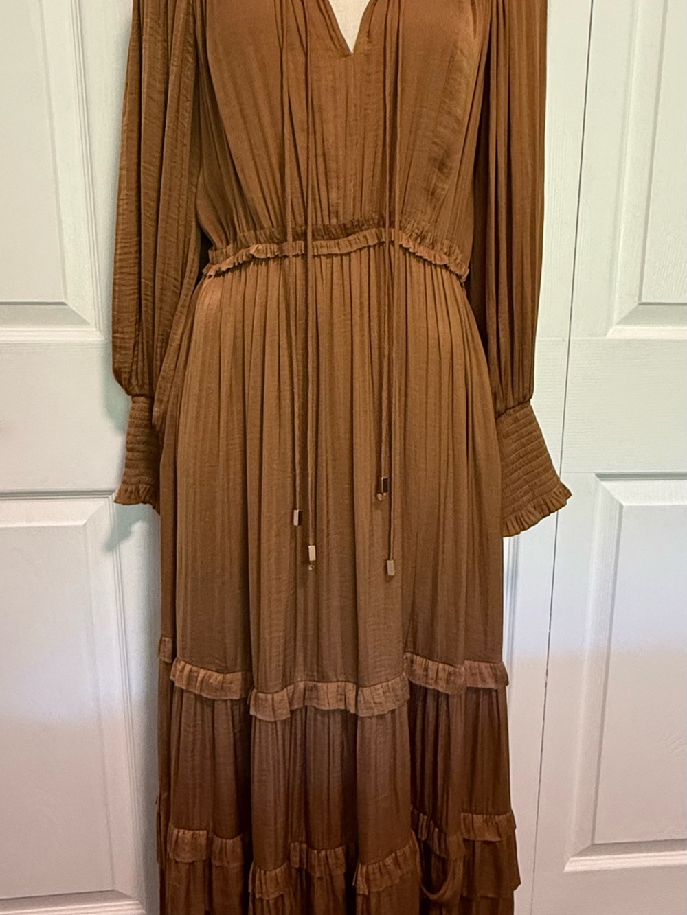 Moon River Brown Tiered Long-Sleeve Maxi Dress - Picture 3 of 11